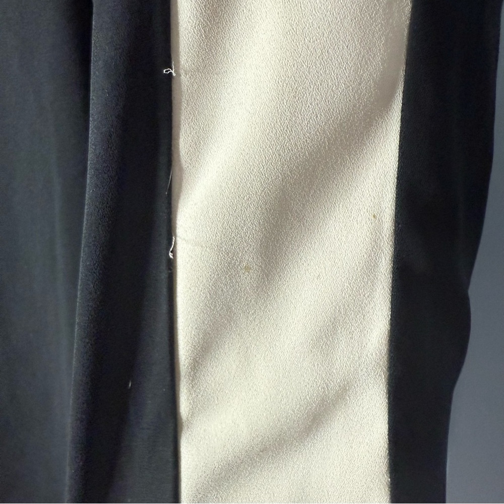 Joseph Ribkoff Long Sleeve Blouse Size 8 in Two-Tone Black and Cream - Picture 5 of 9